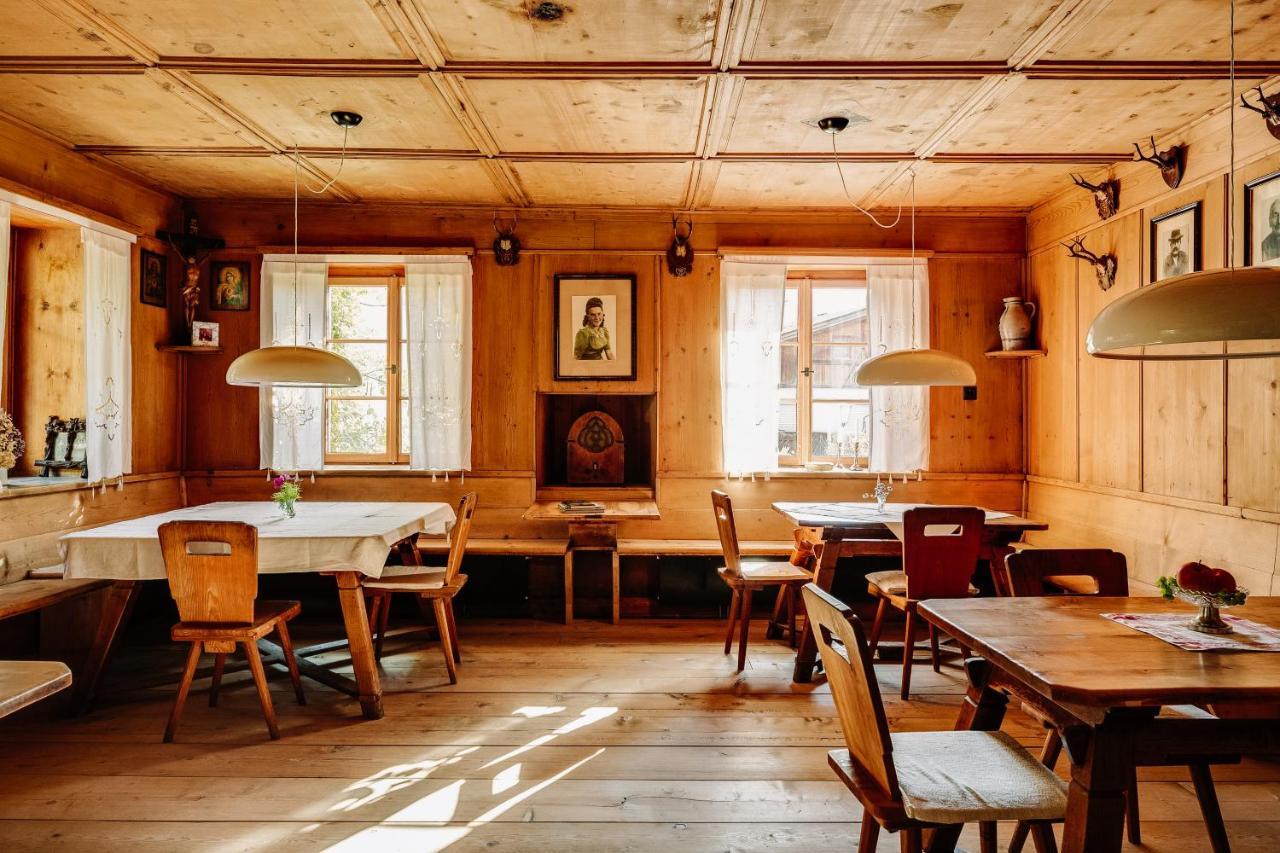 Hotel Zum Riesen Historic Refugium à Laces Extérieur photo